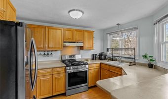 44 Knoll Pl D, North Providence, RI 02904