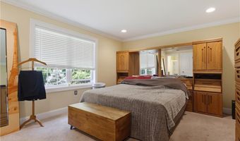 102 Bramble Bush Rd, Coventry, RI 02816