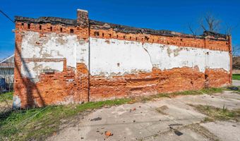 212 N Canal St, Alexandria, IN 46001