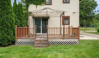 304 9th St SW, Austin, MN 55912