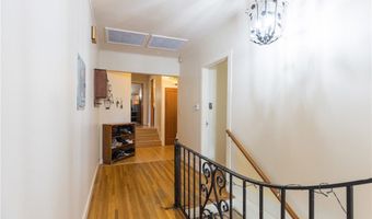 2305 Sugarloaf Dr, Agoura Hills, CA 91301