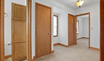 2935 NE Walnut Rd, Avondale, MO 64117