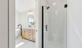 15765 Garden View Dr, Apple Valley, MN 55124