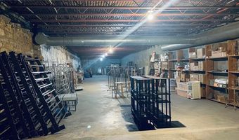514 Commercial St, Atchison, KS 66002