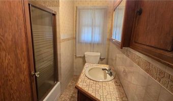 918 Clausen Ave, Albert Lea, MN 56007