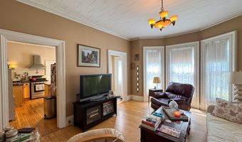 81 Parkview Ave, Bangor, ME 04401