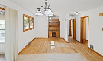 7 Hickerson Pl, Alton, IL 62002