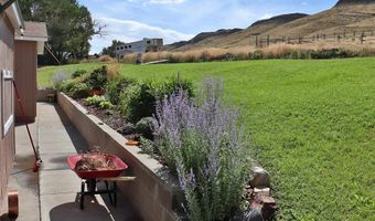 414 Southfork Rd, Cody, WY 82414