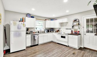 26 E Plum St, Anderson, IN 46012