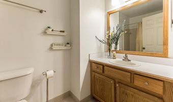 3027 Forest Creek Ct, Ann Arbor, MI 48108