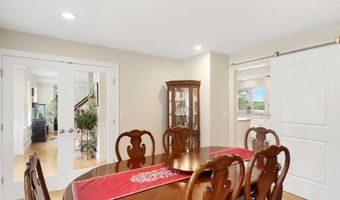 585 Chestnut St, Ashland, MA 01721