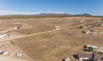 450 Comanche Ct, Aguanga, CA 92536