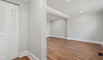 8336 CLAREMONT WOODS Dr, Alexandria, VA 22309