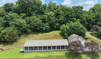 4122 Fairview Rd, Andrews, NC 28901