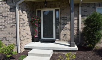 8034 Clearwater Ct, Plainfield, IN 46168