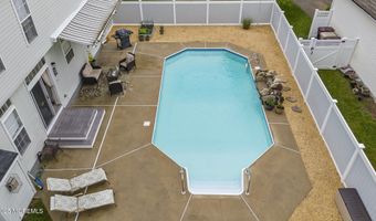 10 Butternut Ln, Bayville, NJ 08721