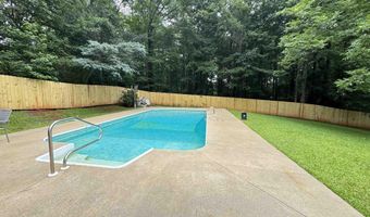 813 BROOKHAVEN Rd, Anniston, AL 36207