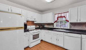 62 Walnut St, Beachwood, NJ 08722