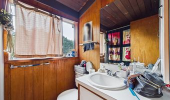 380 Granite Ave, Arcata, CA 95521