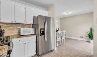 16 SHELLI Ter, Barnegat, NJ 08005