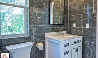 372 Foxboro Dr, Avon, IN 46123