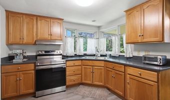 308 Crescent Blvd, Bennington, VT 05201