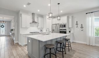 5540 DEL CORONADO Dr, Apollo Beach, FL 33572