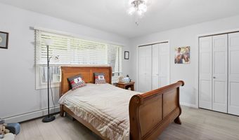 10 GREEN BAY Ct 205, Appleton, WI 54911