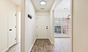 325 Madison Place Cir, Benton, AR 72015