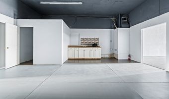 105 W Broadway, Andrews, TX 79714