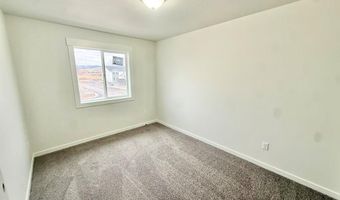 5405 Park Lawn Dr #111, Chubbuck, ID 83202