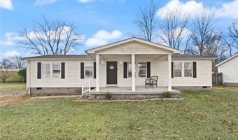 1323 W Kenwood Dr, Austin, IN 47102