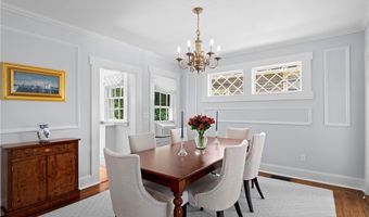 5 Pell St, Newport, RI 02840