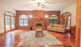 157 The Woods, Bedford, IN 47421
