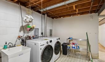 3803 Ontario St, Ames, IA 50014