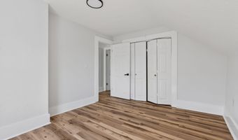 26 Vernon St, Auburn, ME 04210