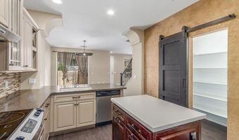 42424 N GAVILAN PEAK Pkwy 23102, Anthem, AZ 85086