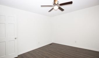 901 Glendale Dr, Aberdeen, NC 28315