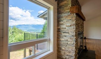 1588 Sunrise Rd, Bonners Ferry, ID 83805