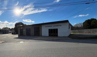 255 State St, Bristol, RI 02809