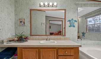 197 Old Homestead Rd, Big Sandy, TN 38221