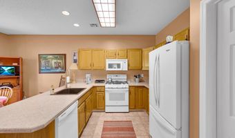 180 Sylvan Lake Blvd, Bayville, NJ 08721