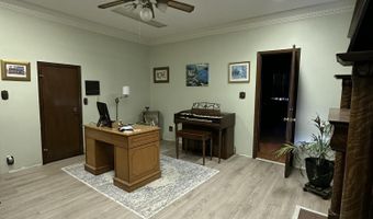 211 S 5th Ave, Amory, MS 38821