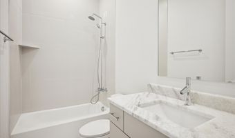 4066 Oak Cir, Addison, TX 75001