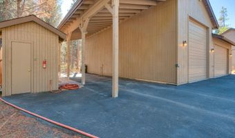 17295 Azusa Rd, Bend, OR 97707