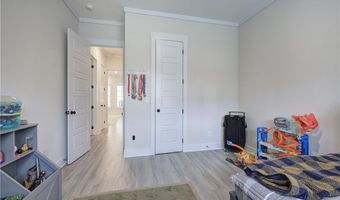 884 Oxford Rd, Ball Ground, GA 30107