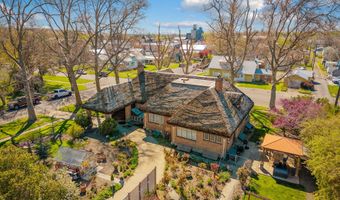 247 4TH St, Athena, OR 97813