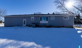411 W 5th Ave, Humboldt, SD 57035