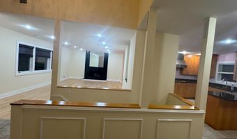 7913 CHARLESTON Ct, Bethesda, MD 20817