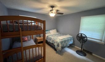 516 Old Glen Ave, Berlin, NH 03570